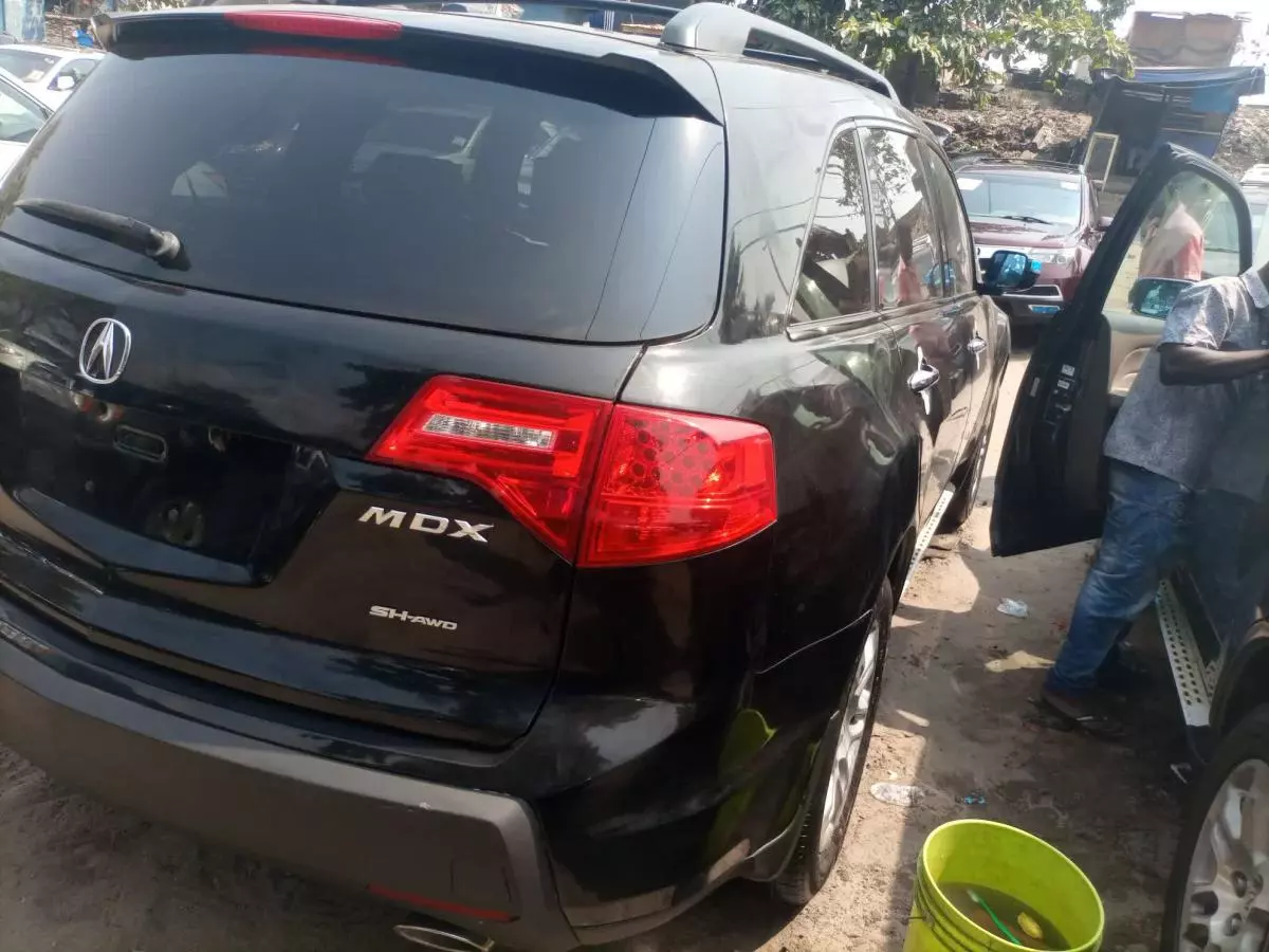 Acura MDX - 2009