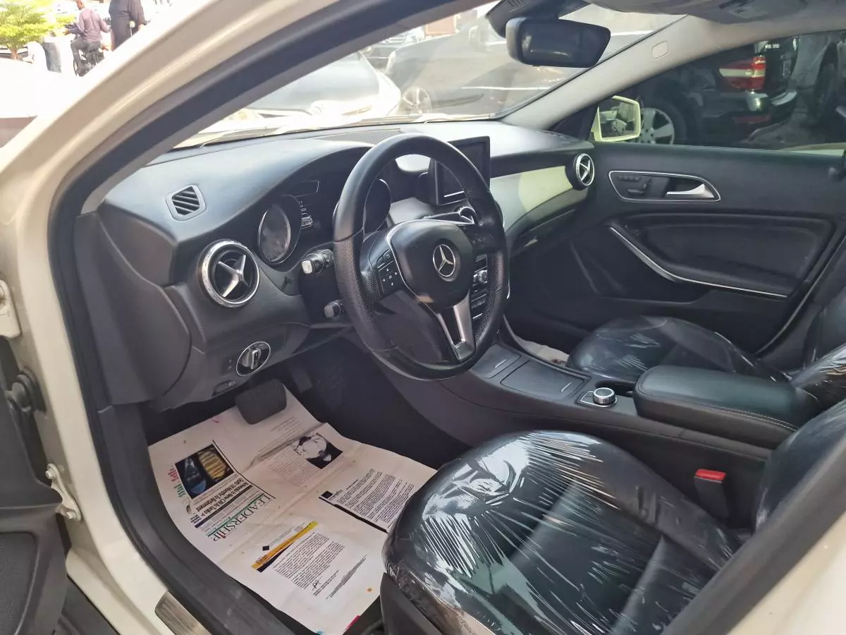 Mercedes-Benz GLA 250   - 2015