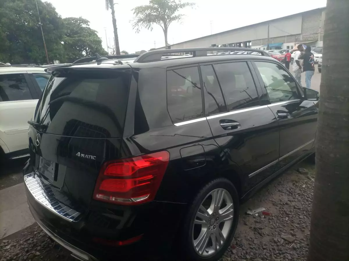 Mercedes-Benz GLK 350   - 2014