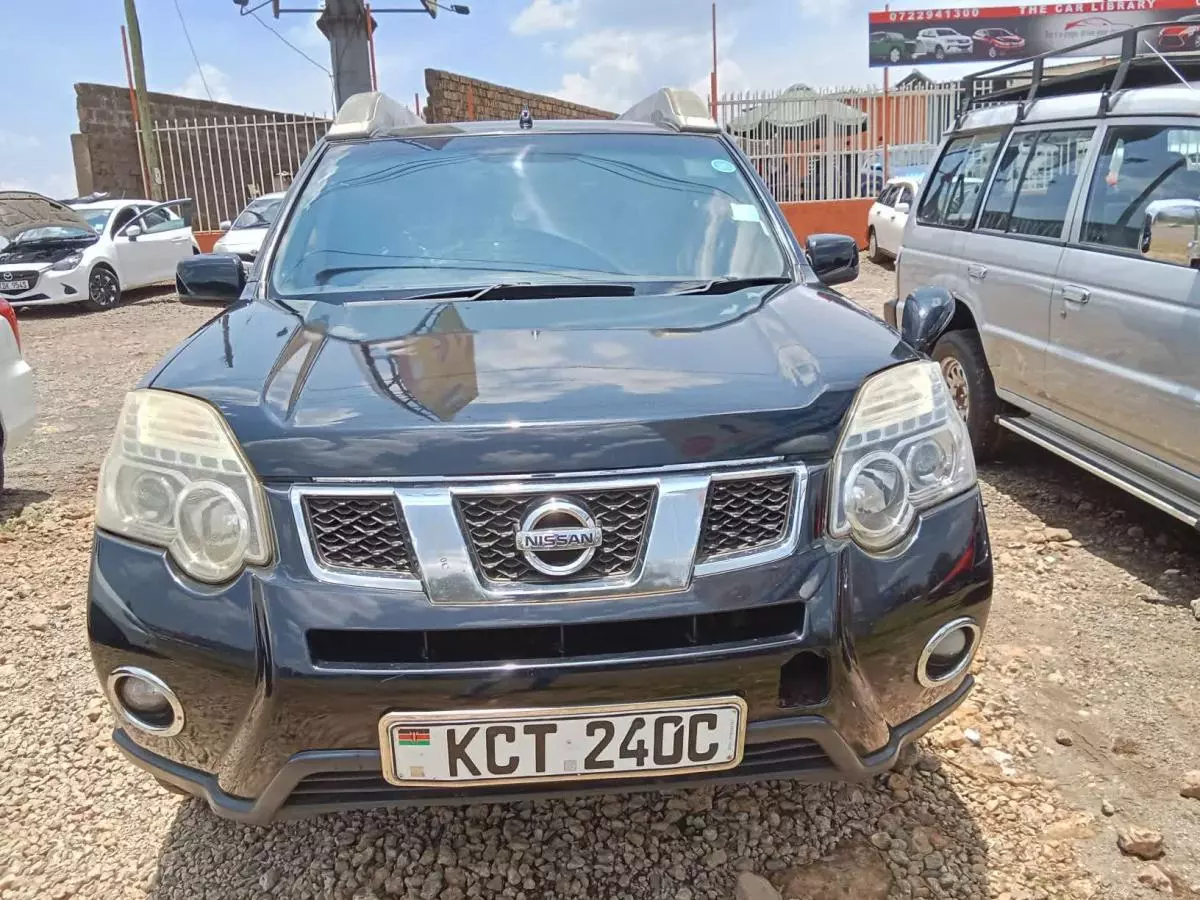 Nissan X-Trail   - 2011