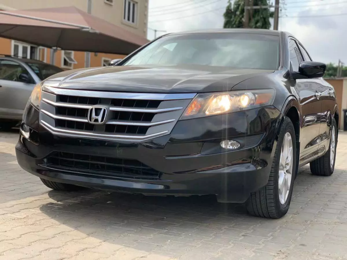 Honda Crosstour - 2012