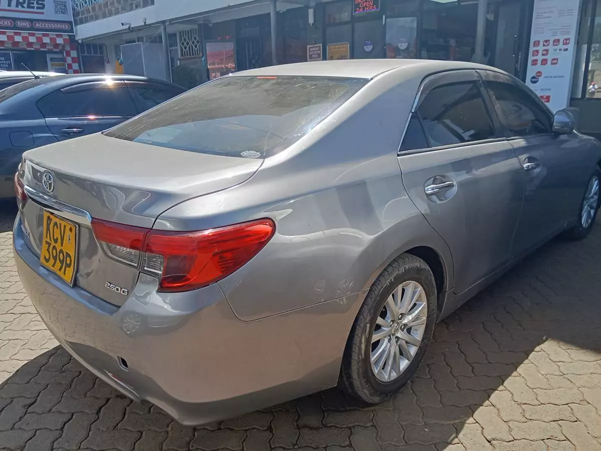 Toyota Mark X   - 2013