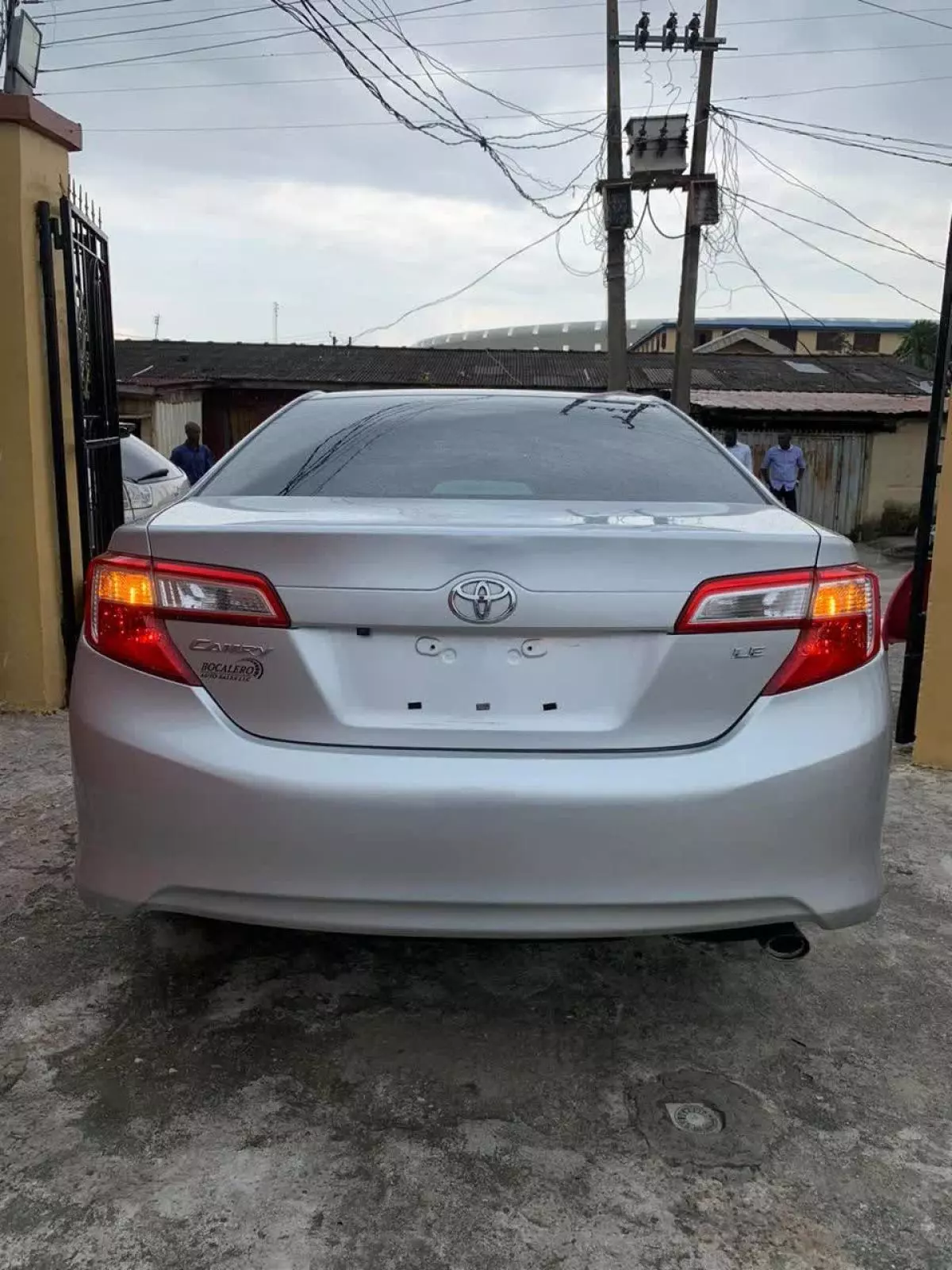 Toyota Camry   - 2012