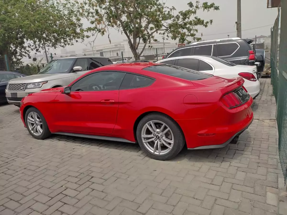 Ford Mustang GT Coupe 2.3L - 2017