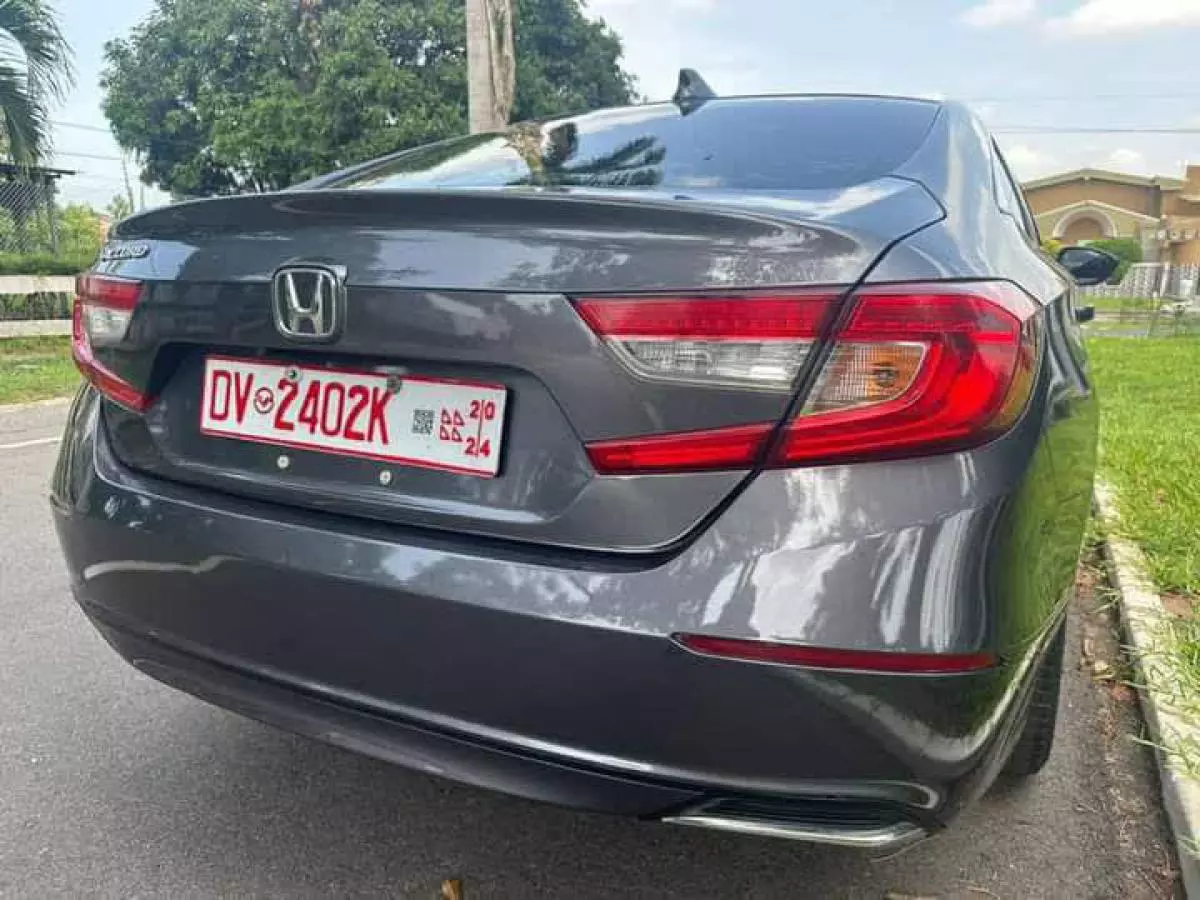 Honda Accord   - 2019