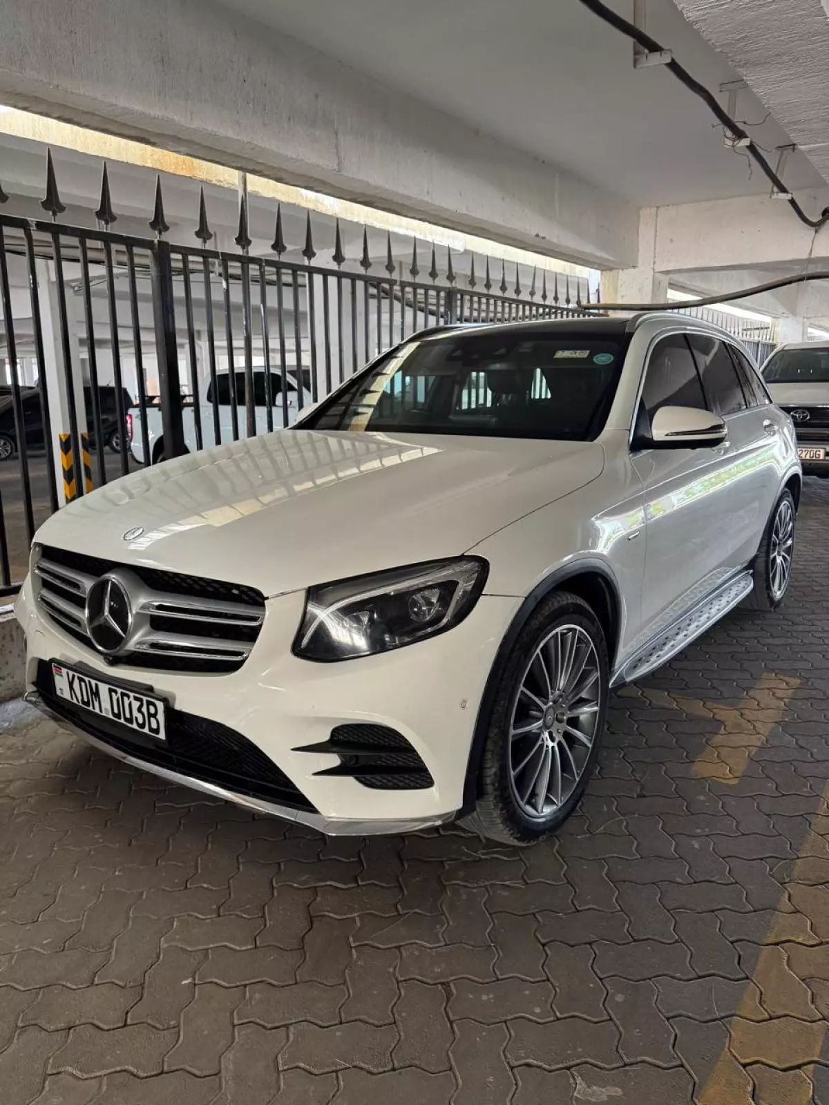 Mercedes-Benz GLC 250   - 2016