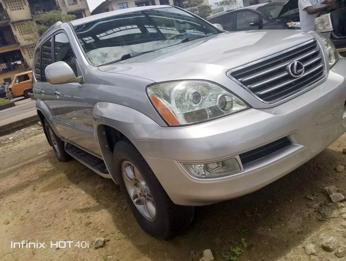 Lexus GX 470   - 2006