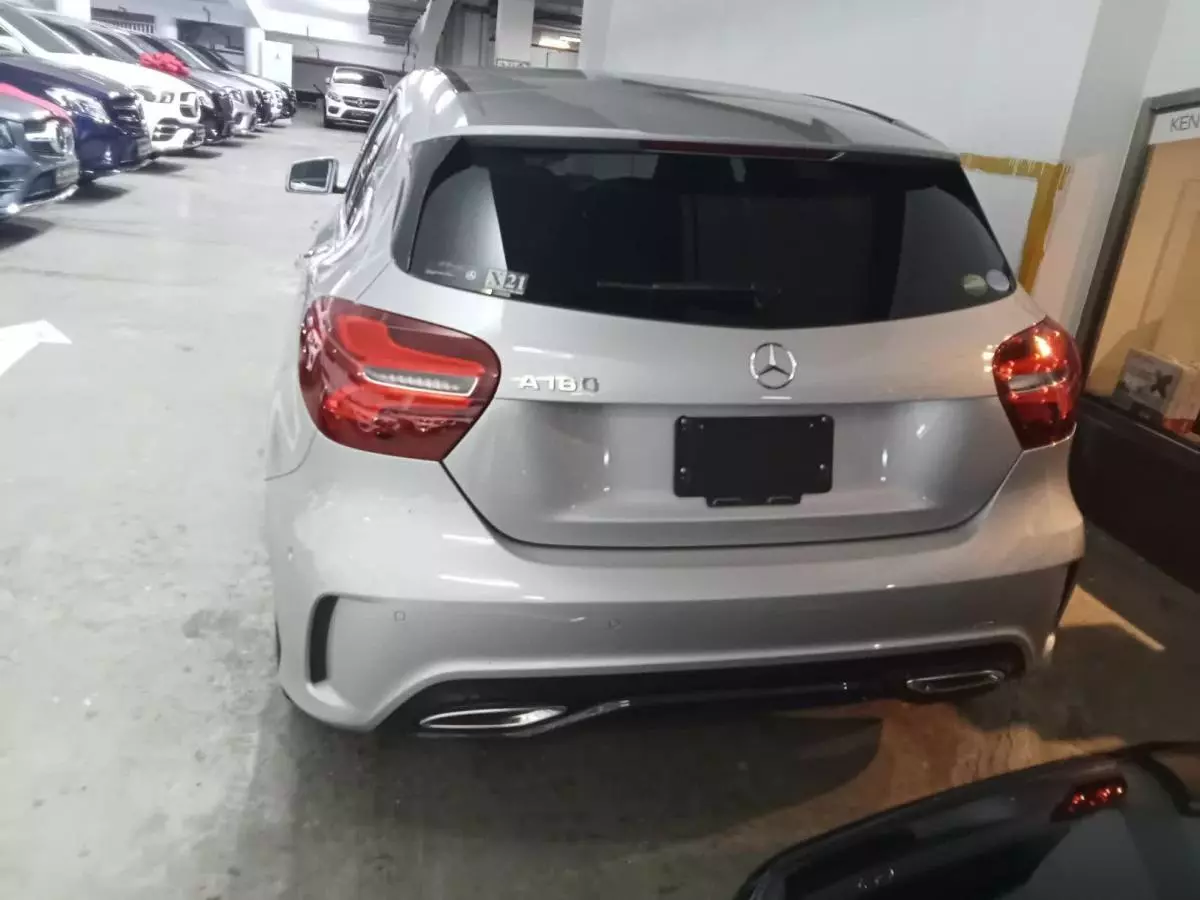 Mercedes-Benz A 180   - 2017