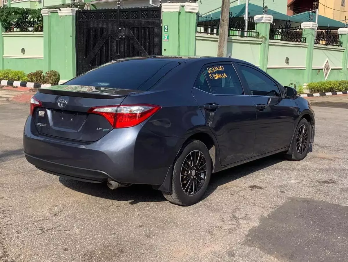 Toyota Corolla   - 2015