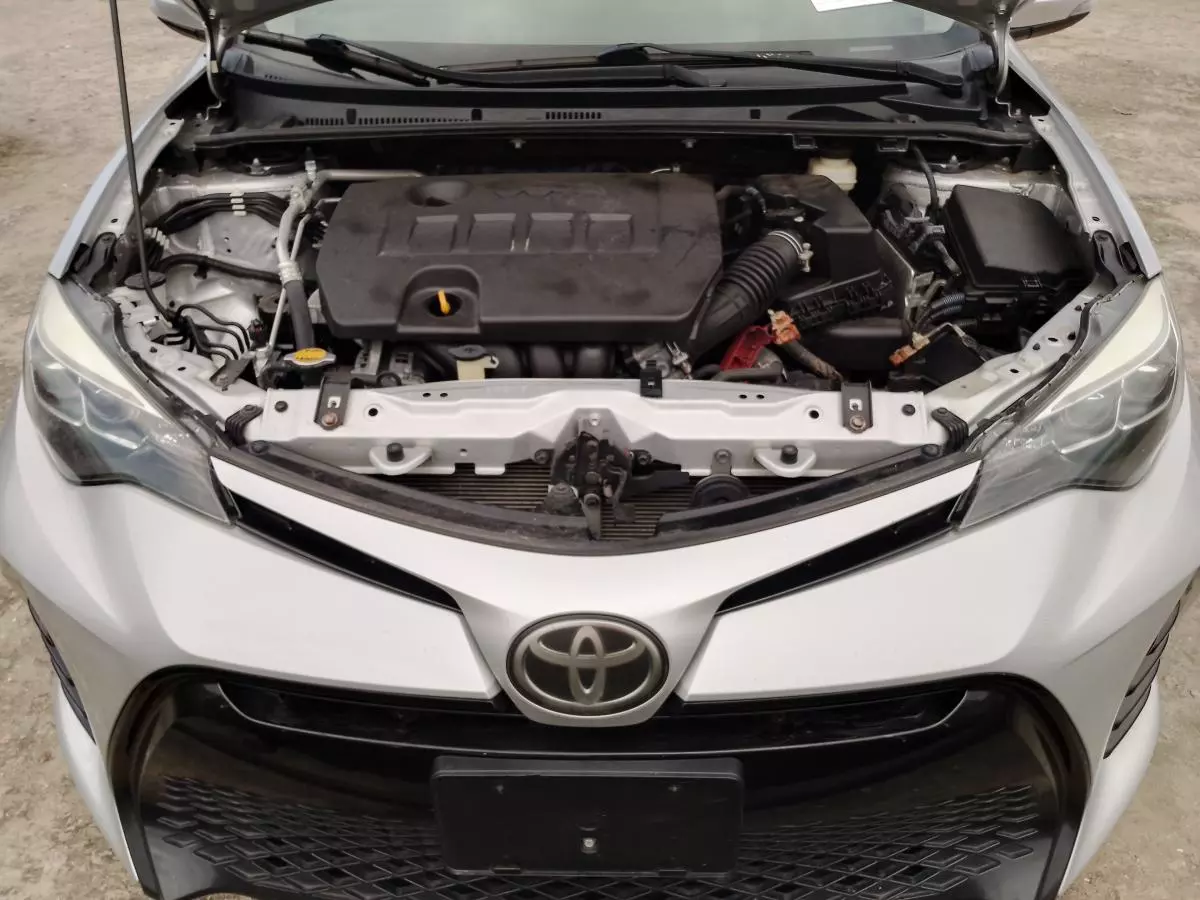 Toyota Corolla   - 2016