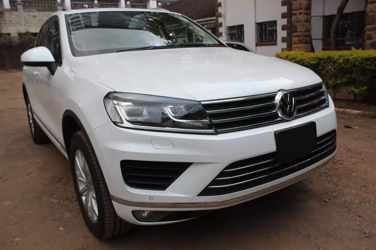 Volkswagen Touareg - 2016