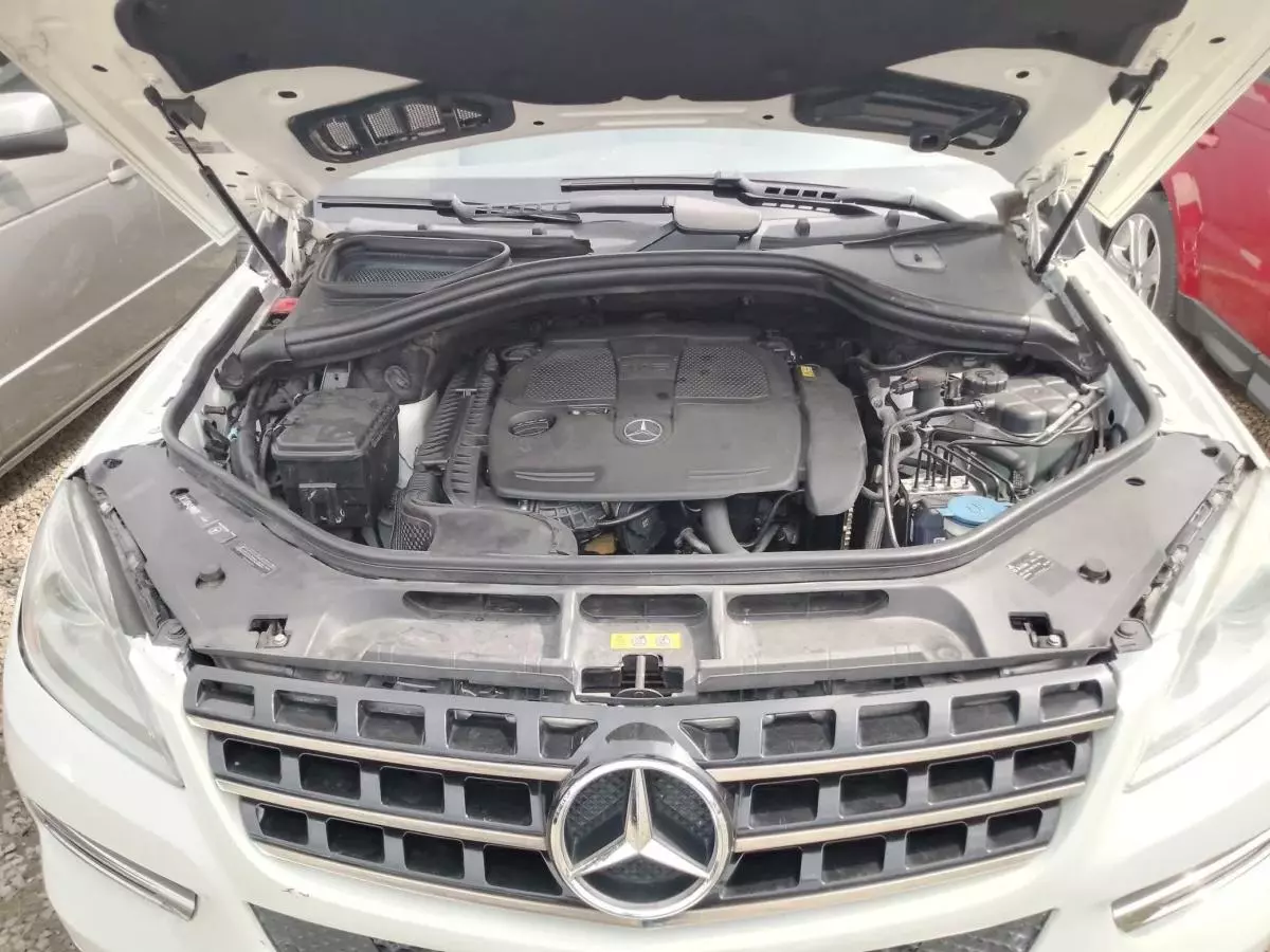 Mercedes-Benz ML 350   - 2012