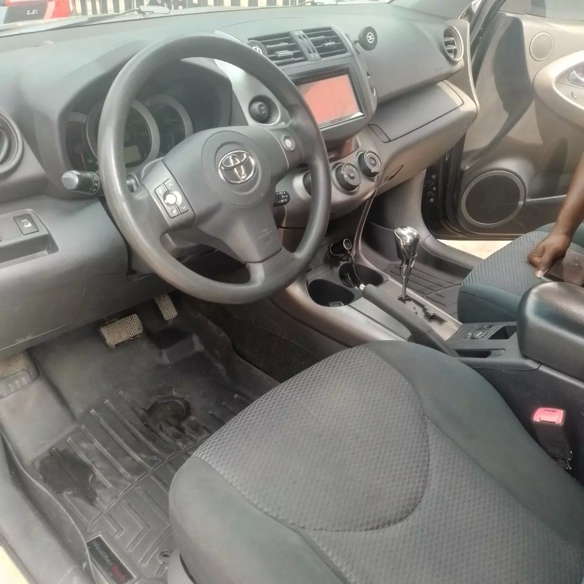 Toyota RAV 4   - 2010