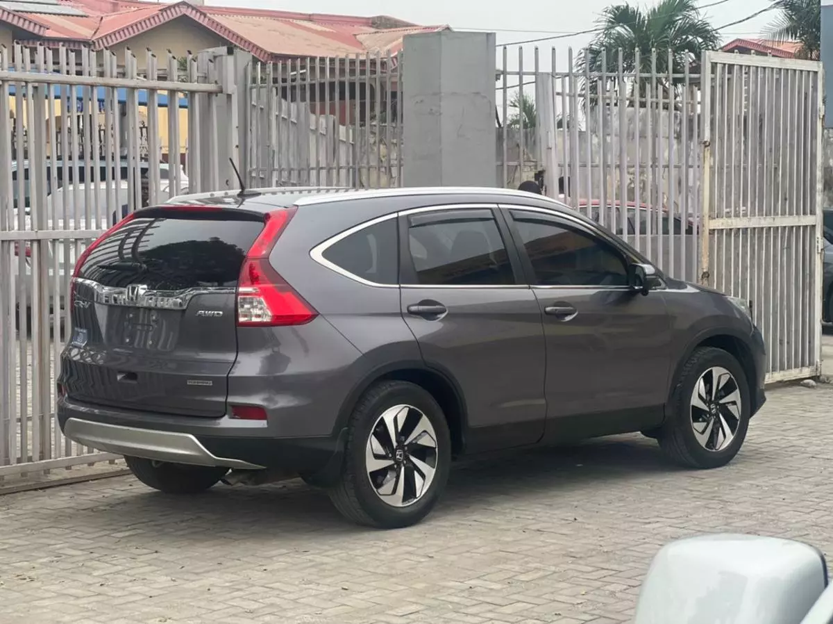 Honda CR-V   - 2016