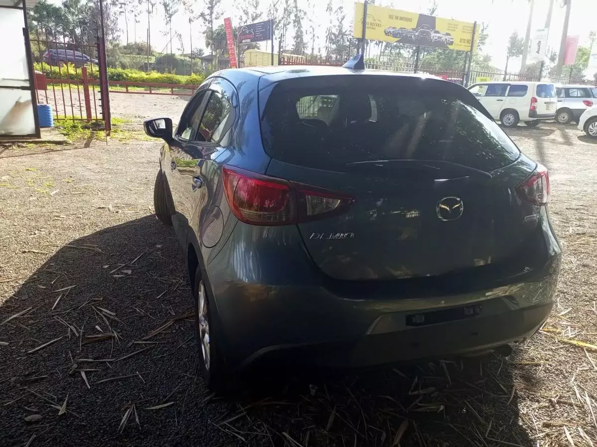 Mazda Demio - 2016