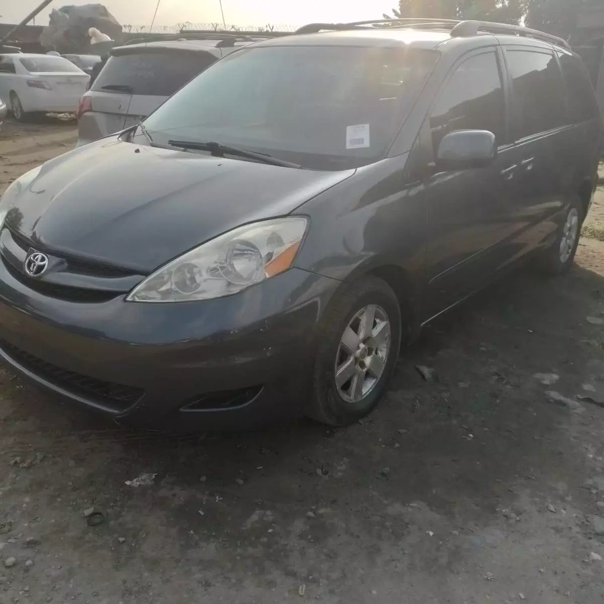 Toyota Sienna   - 2008