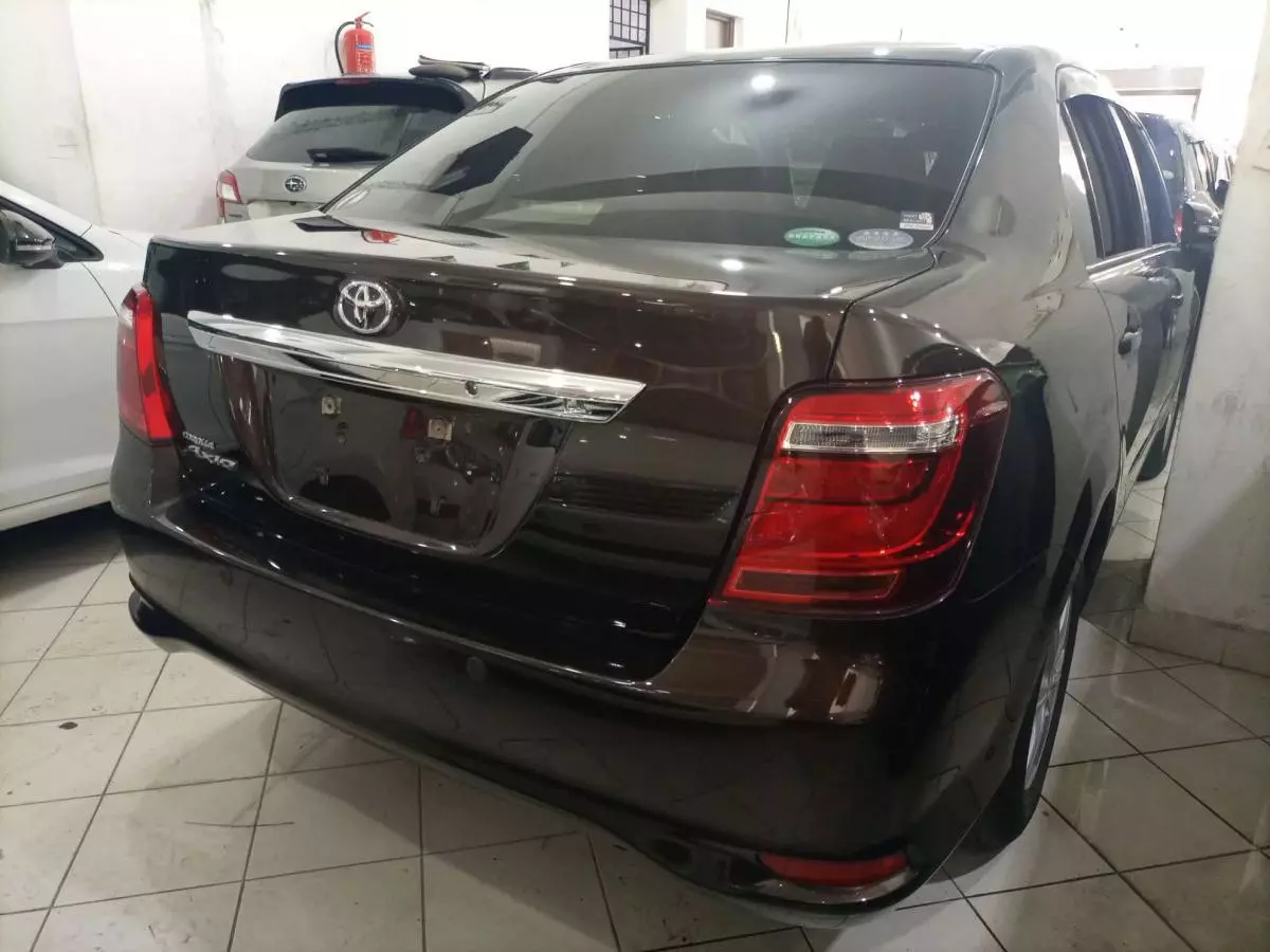 Toyota Axio  - 2015