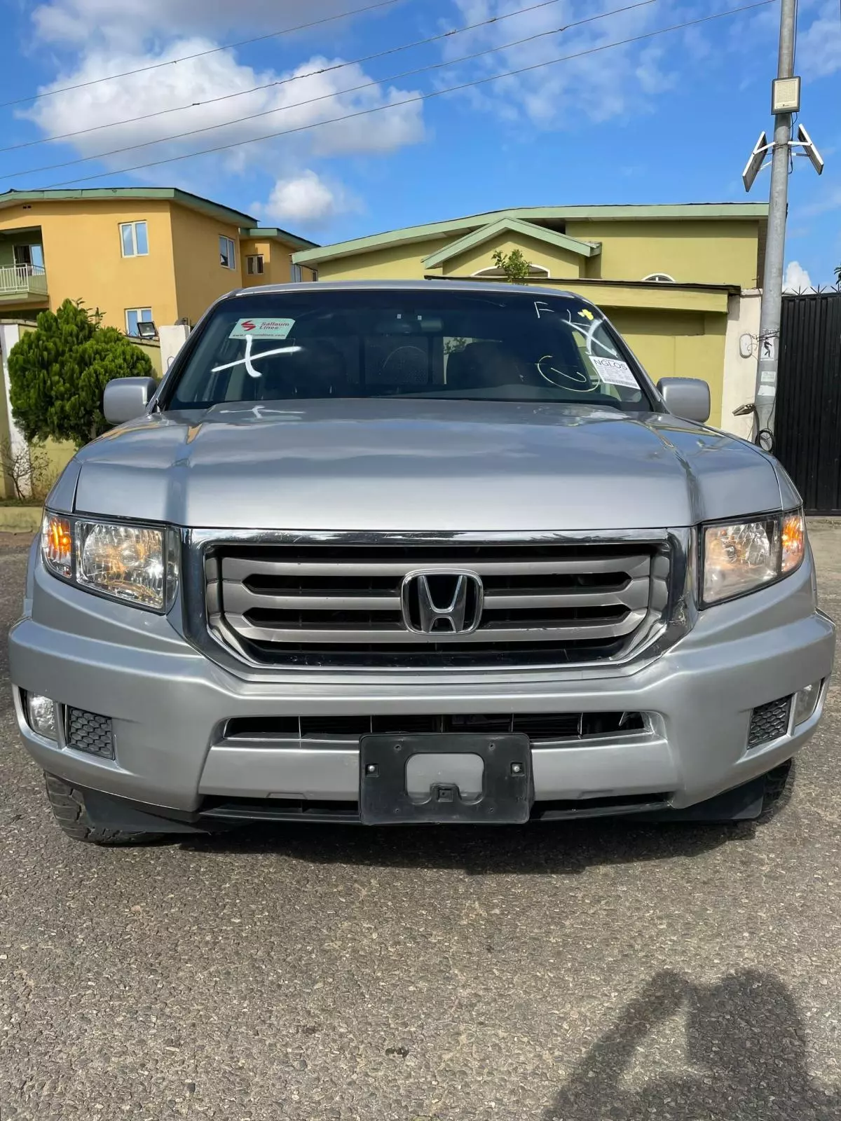 Honda Ridgeline   - 2012