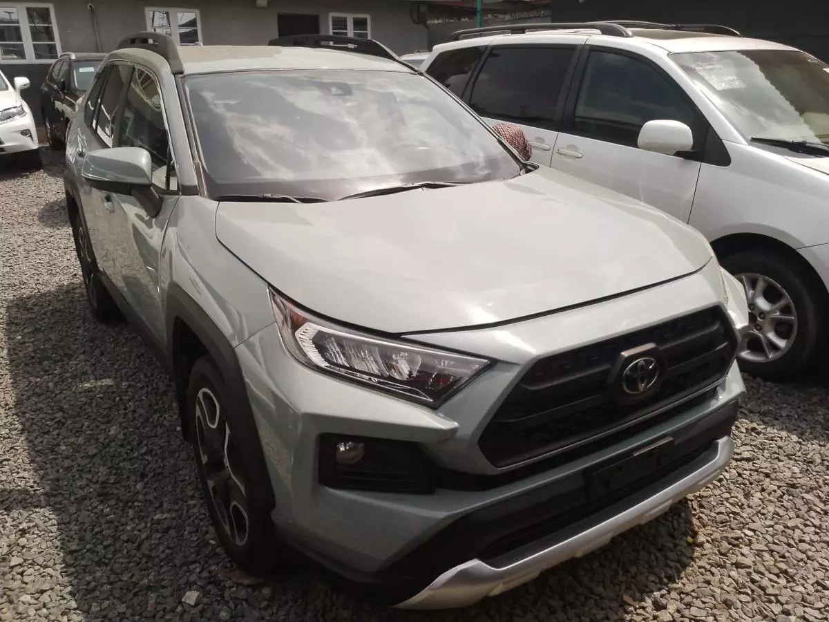 Toyota Rav4   - 2019