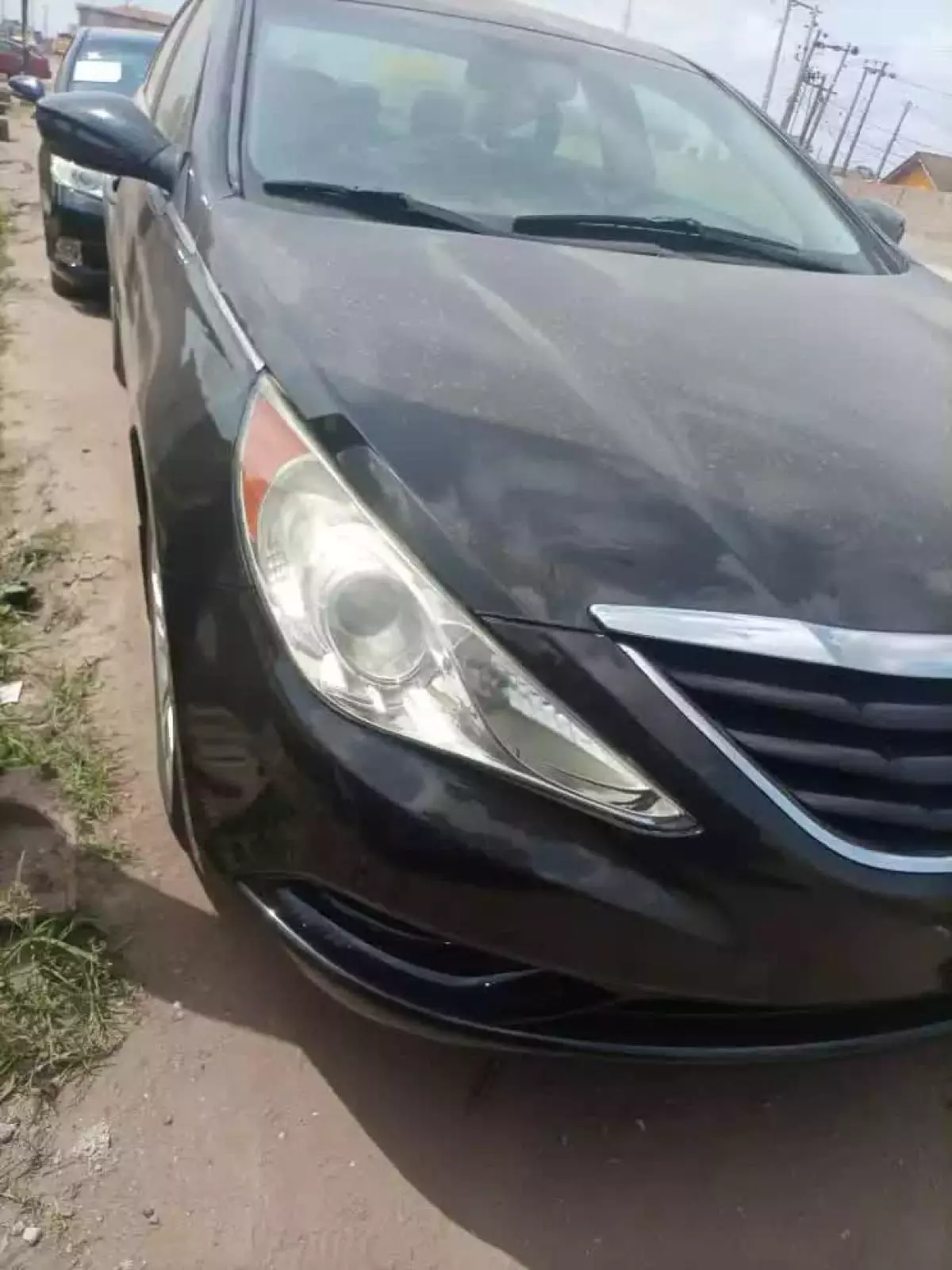 Hyundai Sonata   - 2011