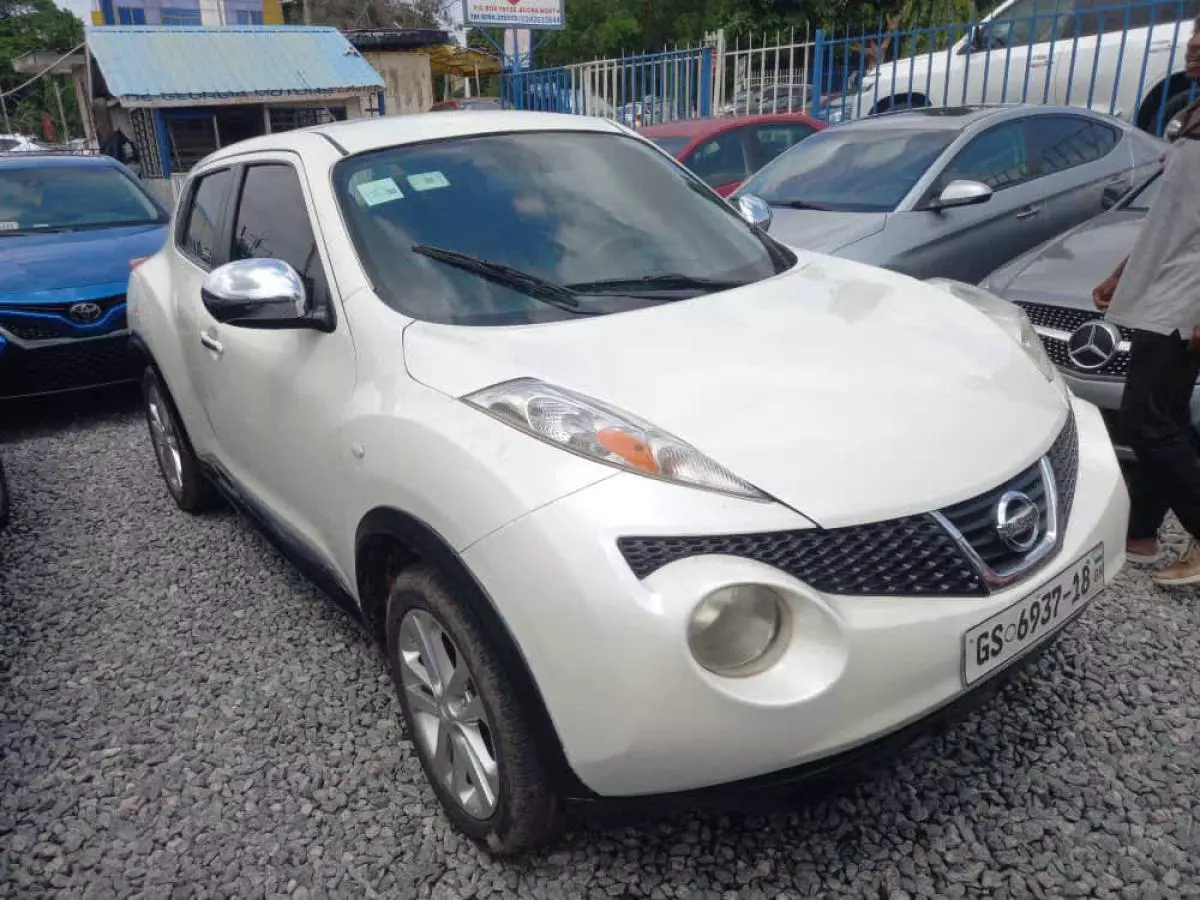 Nissan Juke   - 2012