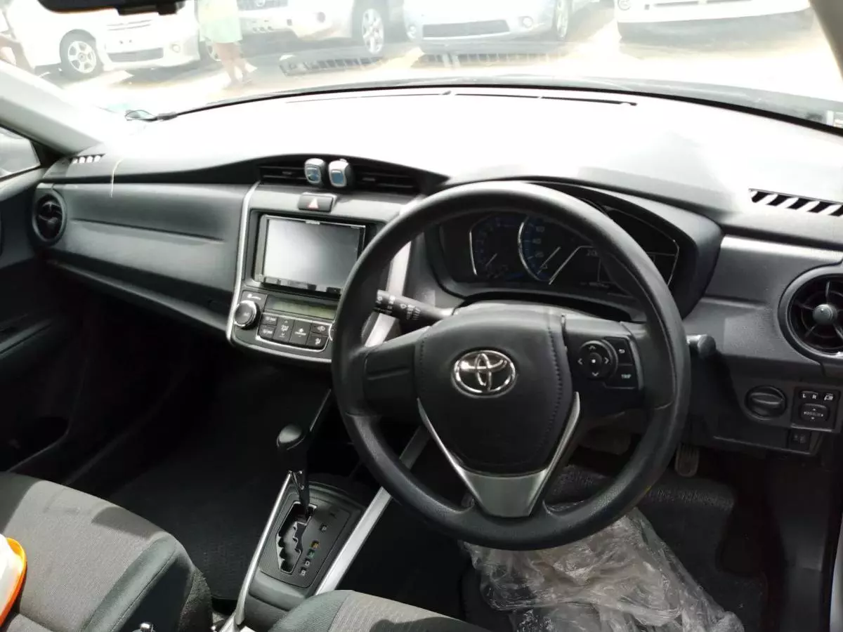Toyota Fielder hybrid    - 2015