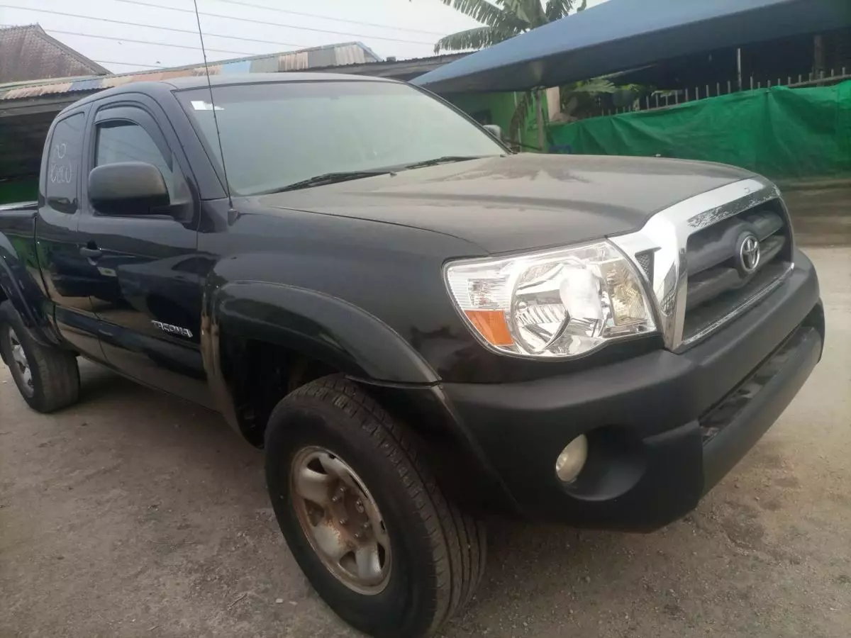 Toyota Tacoma   - 2007