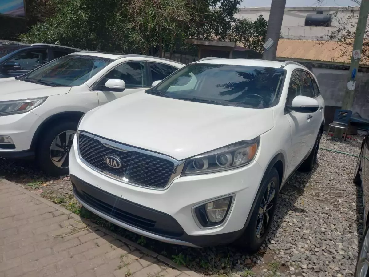 KIA Sorento   - 2017