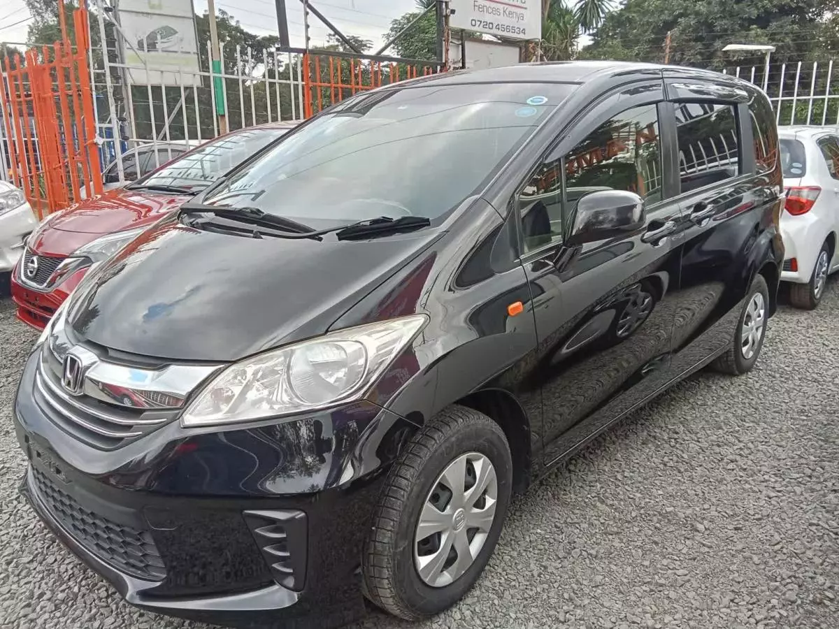 Honda Freed   - 2016