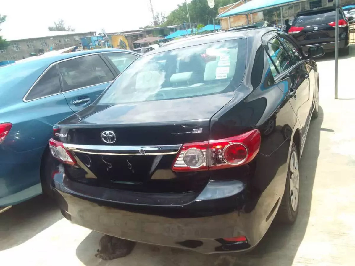 Toyota Corolla - 2012