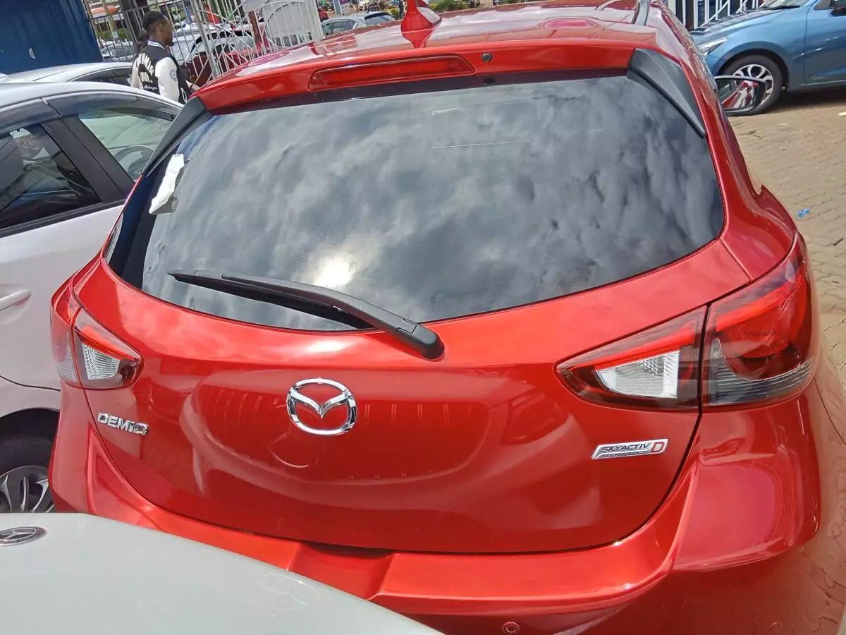 Mazda Demio   - 2017