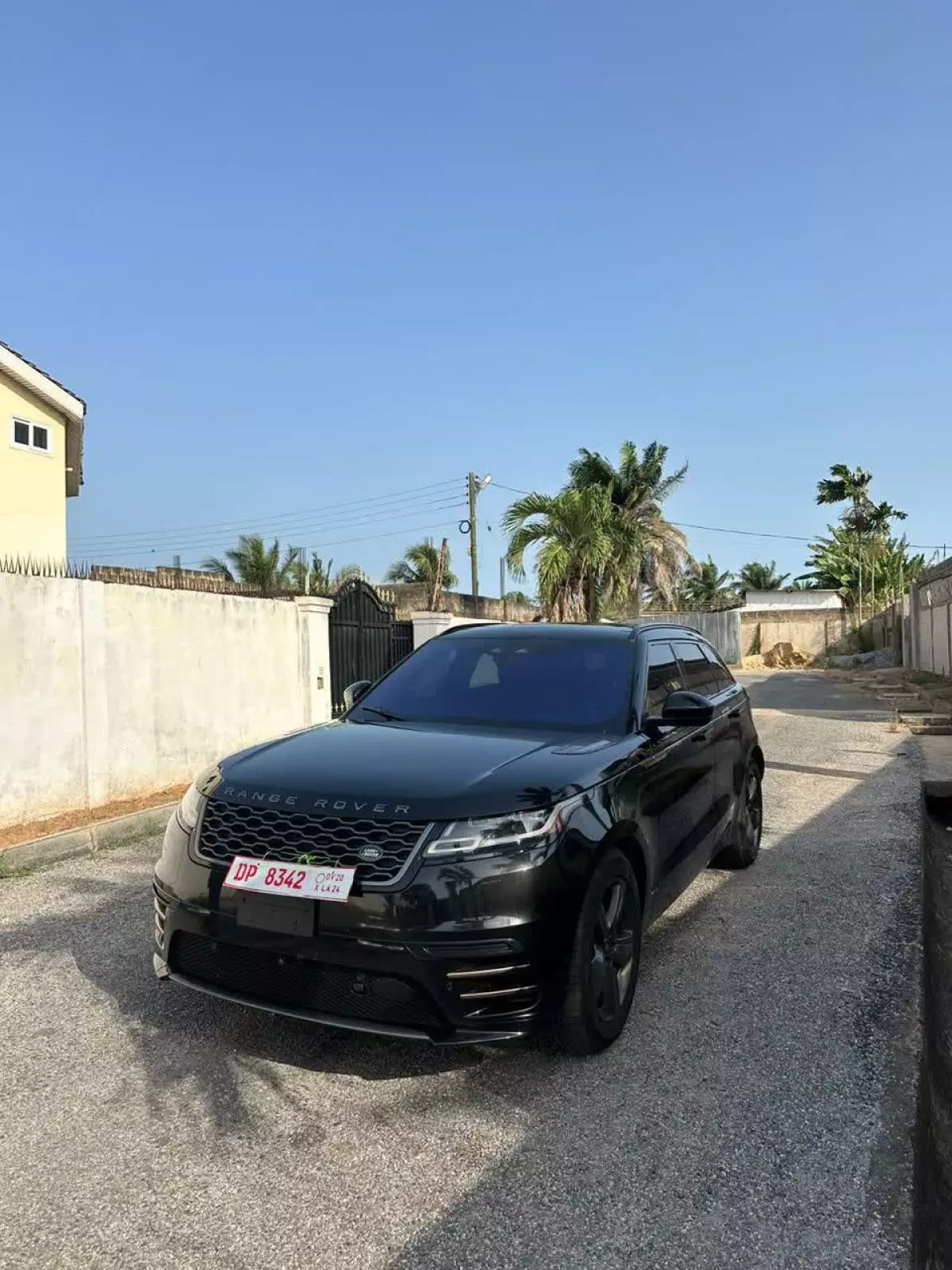 Land Rover Range Rover Velar   - 2021