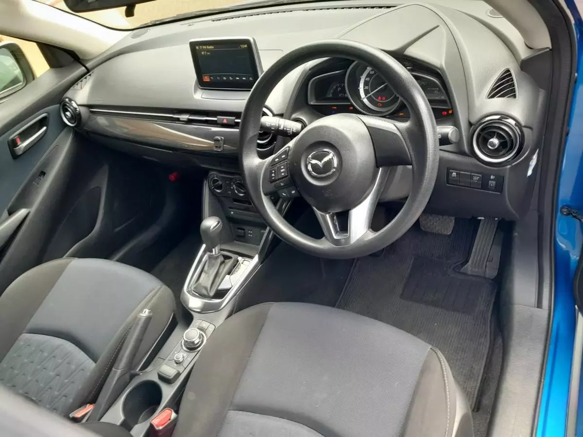 Mazda Demio - 2015