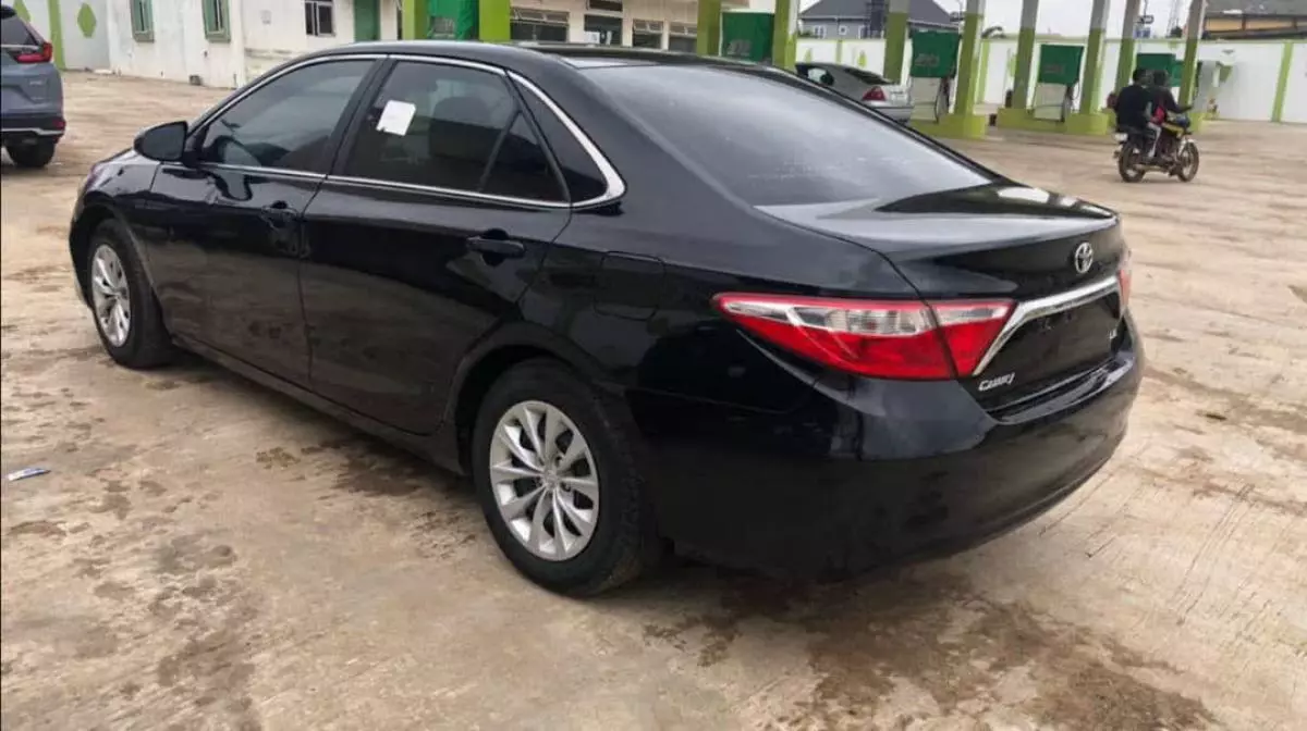 Toyota Camry   - 2015