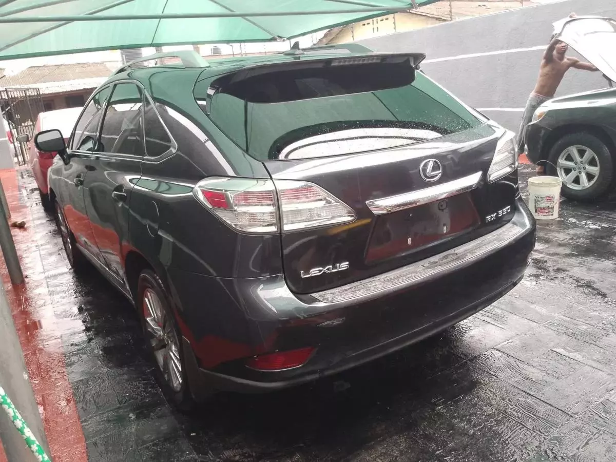 Lexus RX 350   - 2010