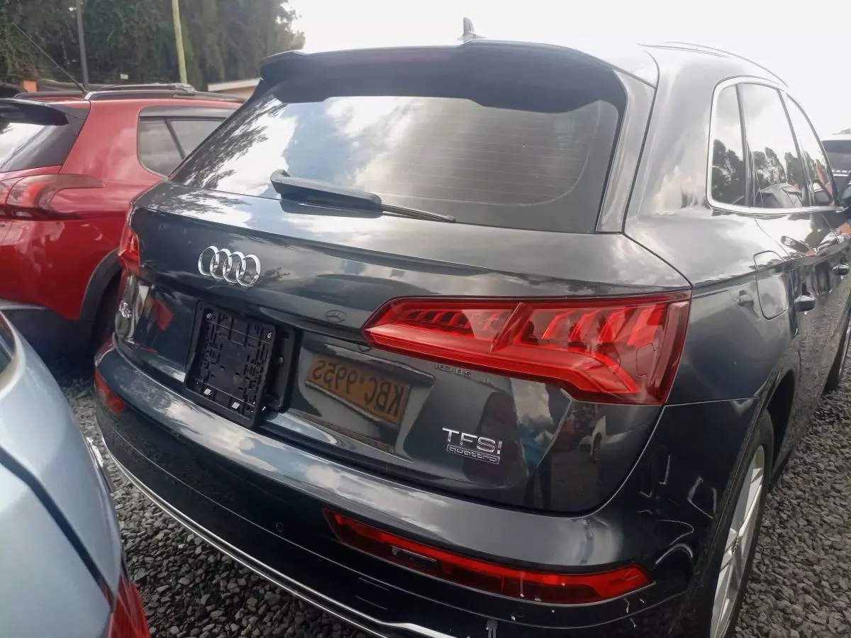 Audi Q5   - 2018