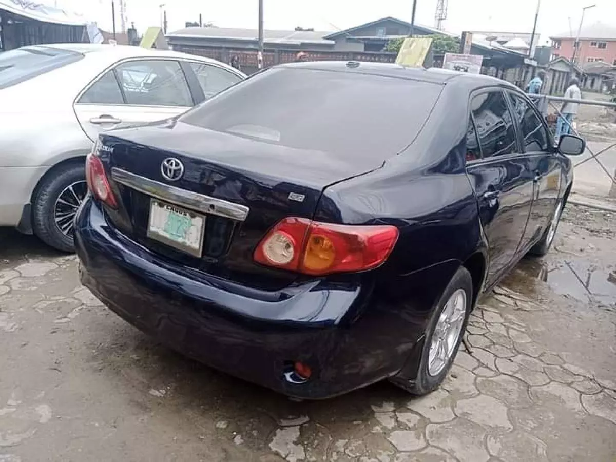 Toyota Corolla   - 2008