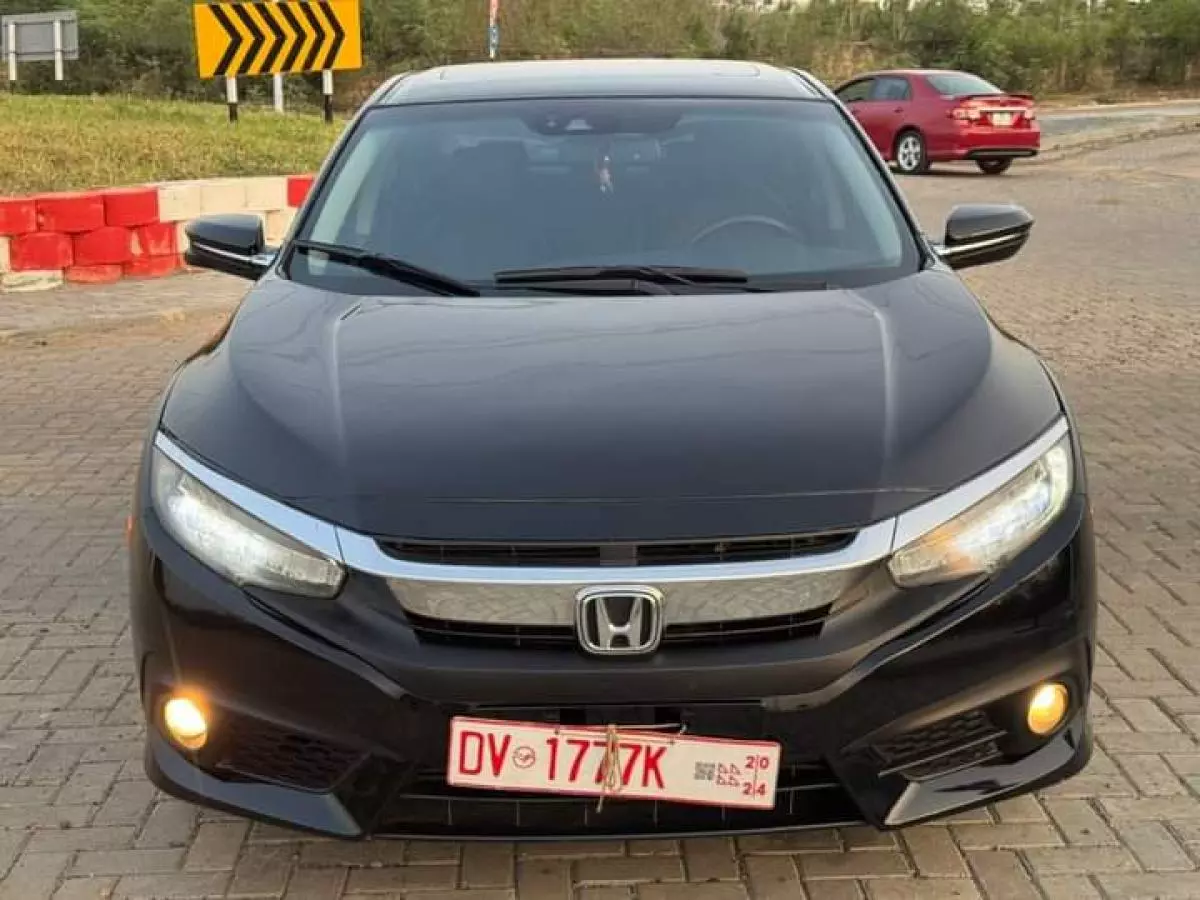 Honda Civic   - 2017