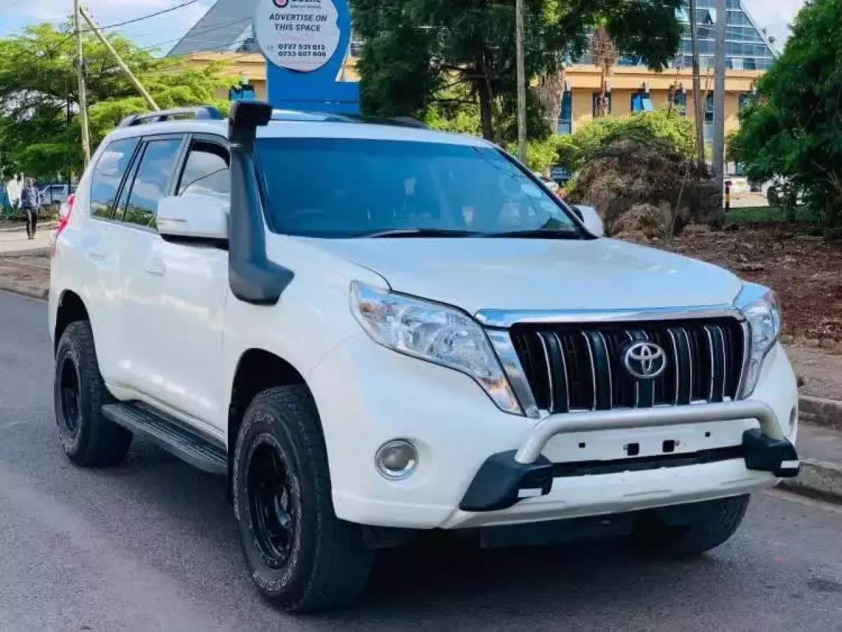 Toyota Land Cruiser Prado   - 2017