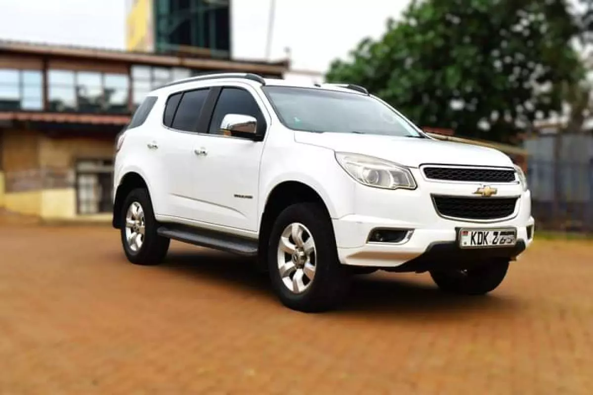 Chevrolet Trailblazer   - 2015