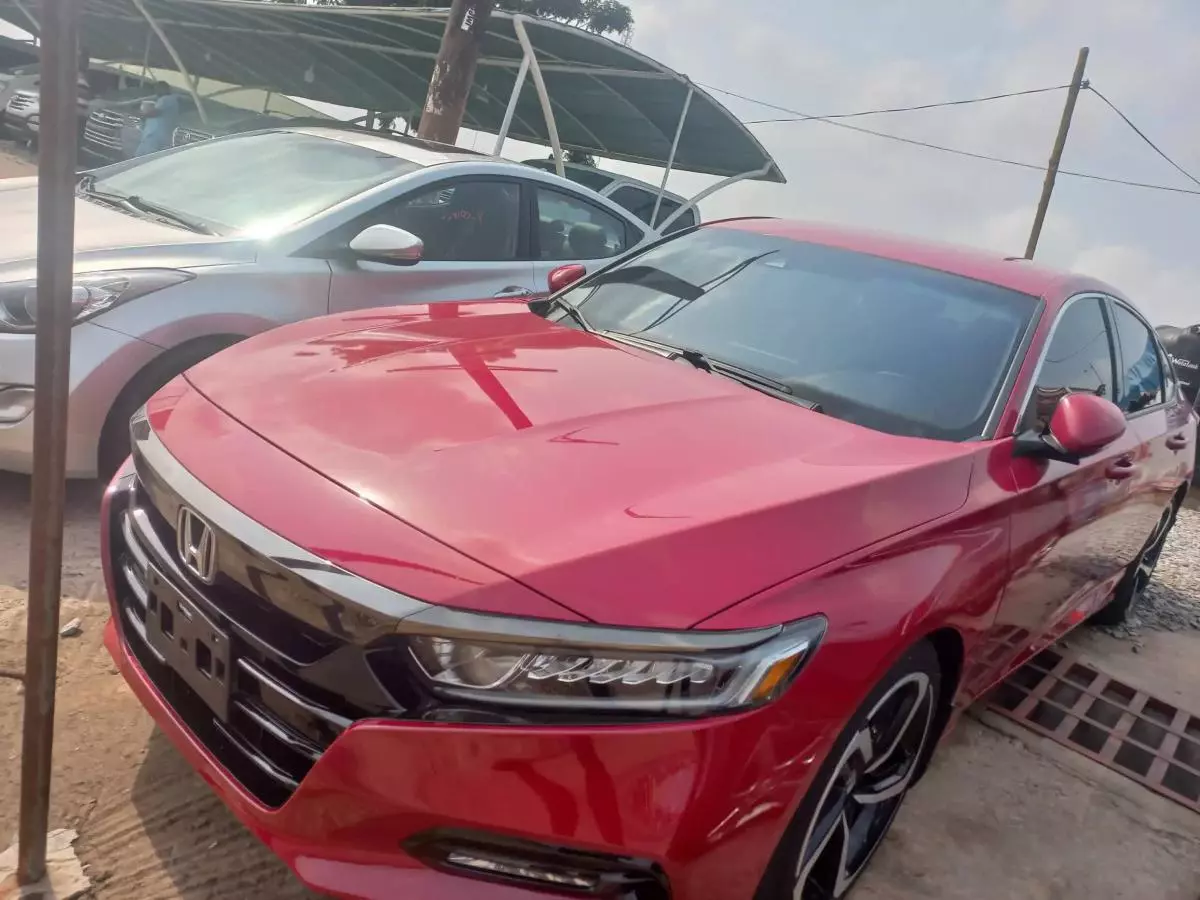 Honda Accord - 2018