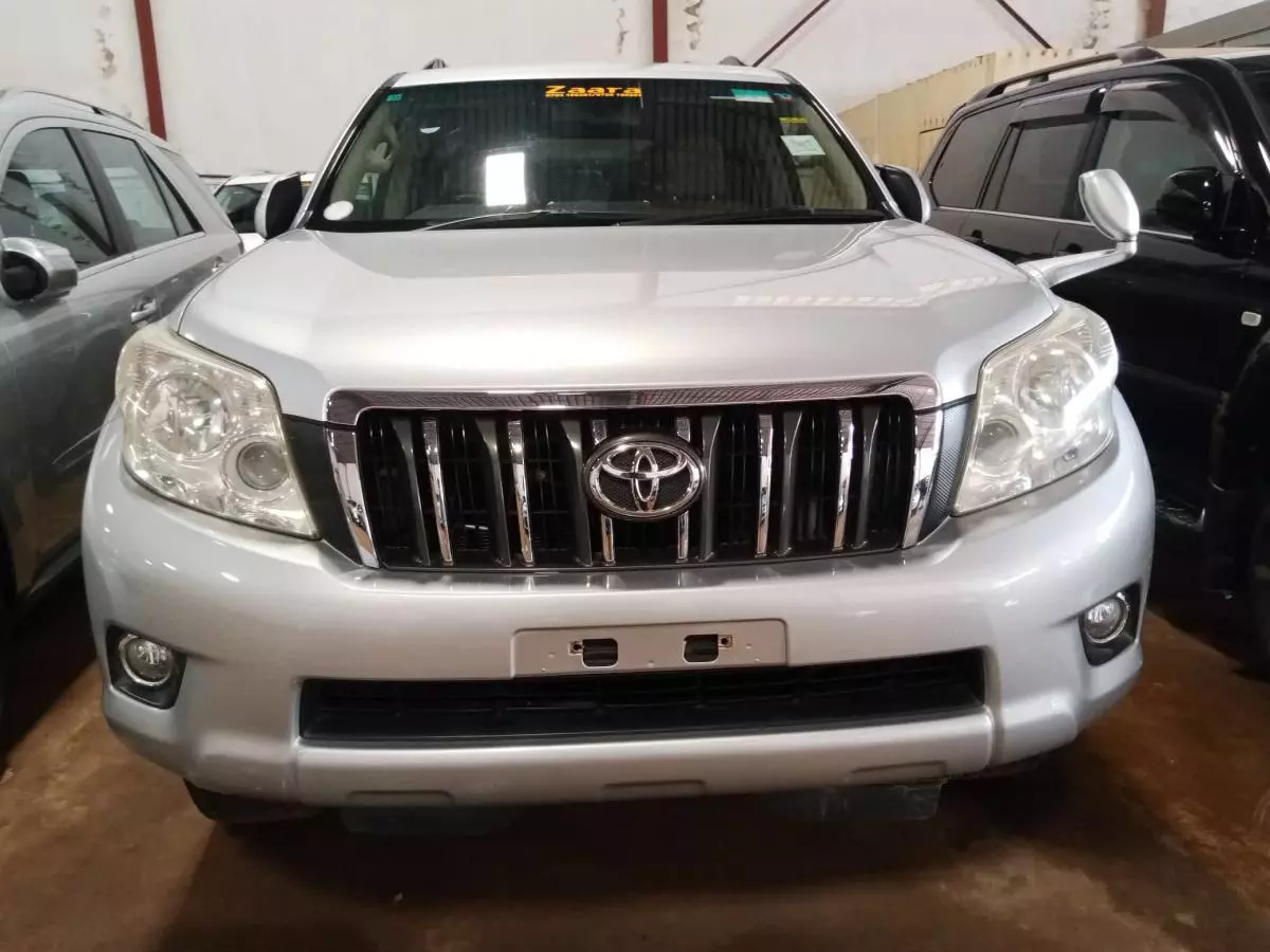 Toyota Landcruiser Prado   - 2010