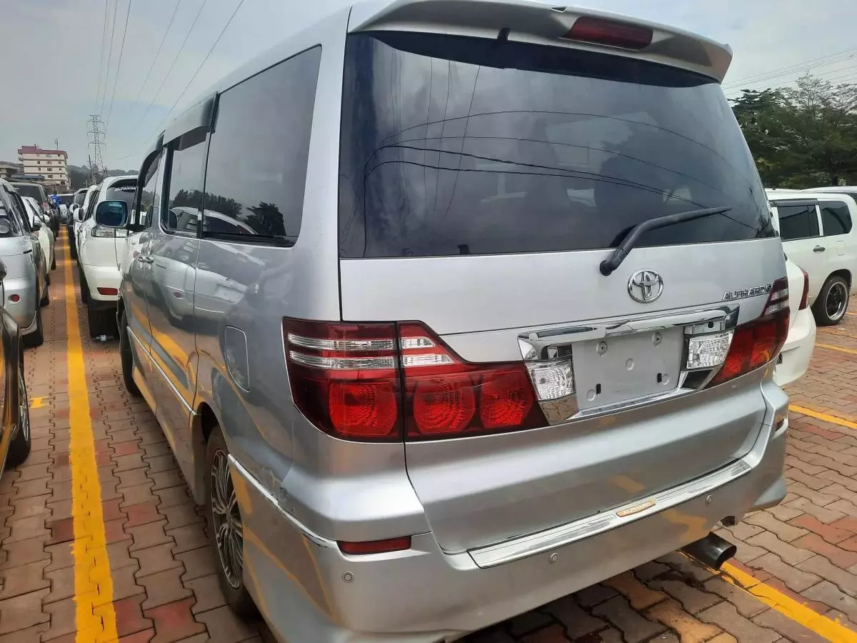 Toyota Alphard - 2007