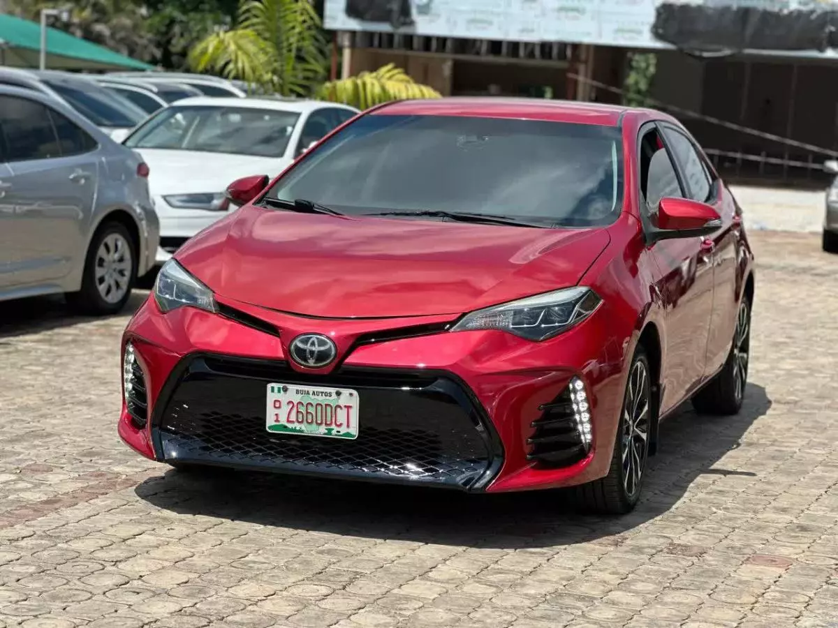 Toyota Corolla   - 2017