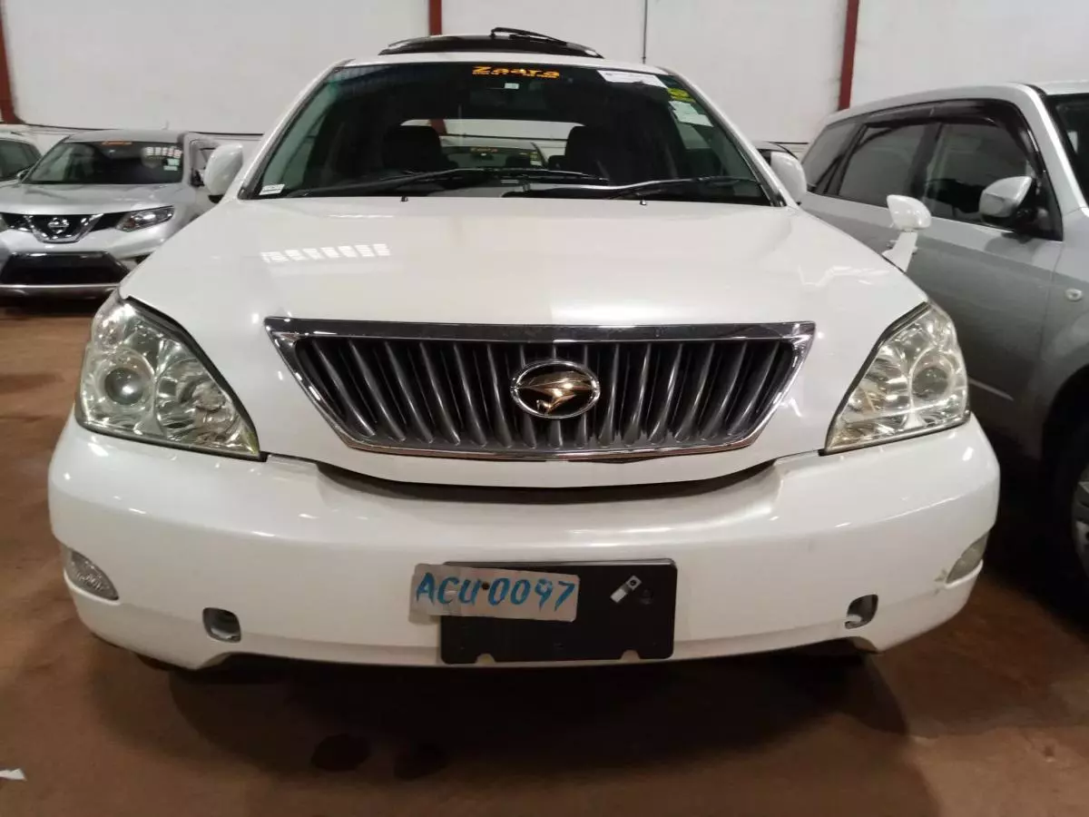 Toyota Harrier   - 2009