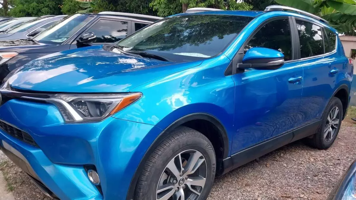 Toyota RAV 4 - 2018