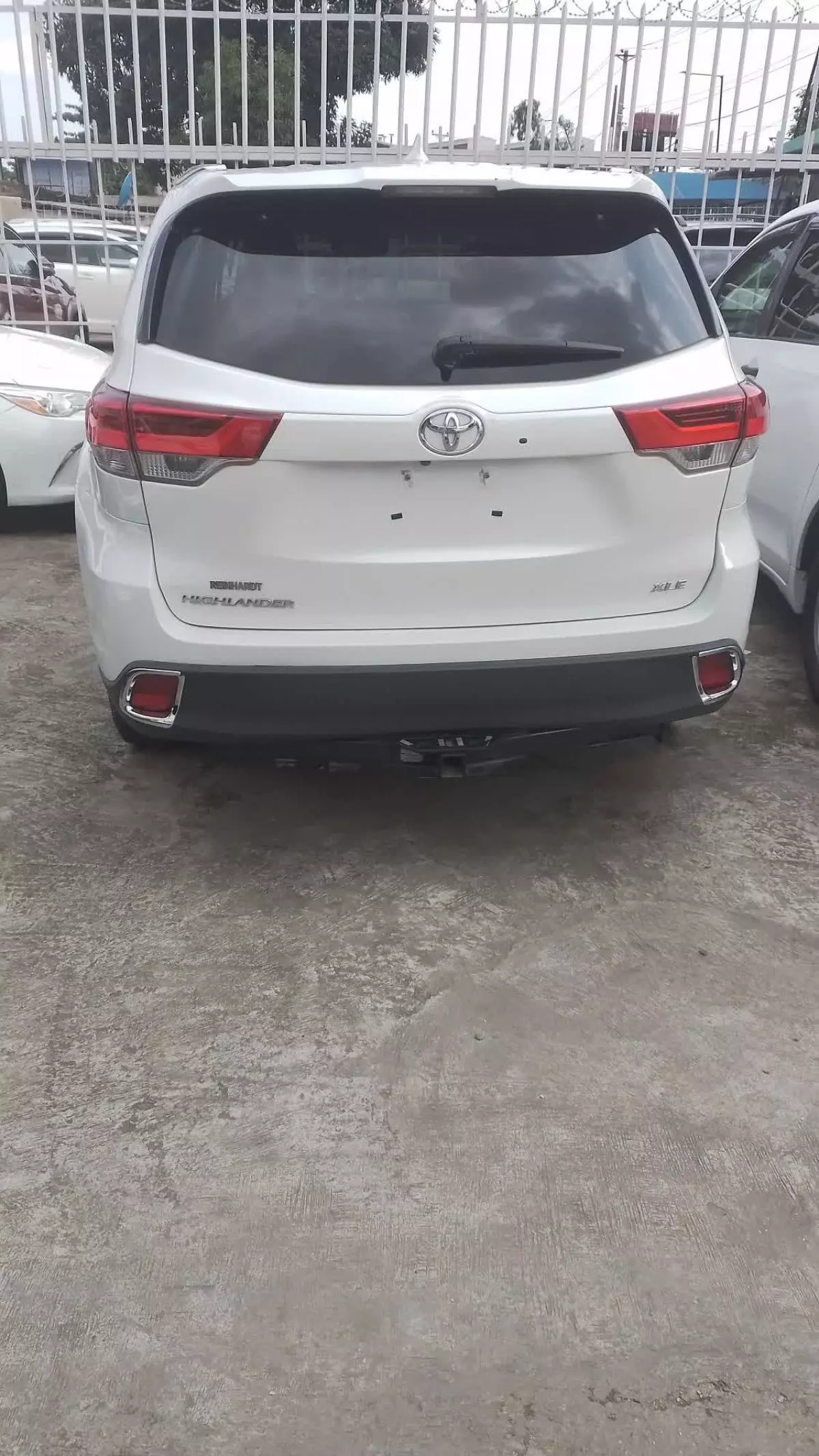 Toyota Highlander   - 2018