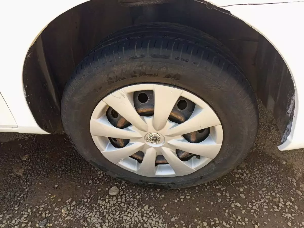 Toyota Axio  - 2008