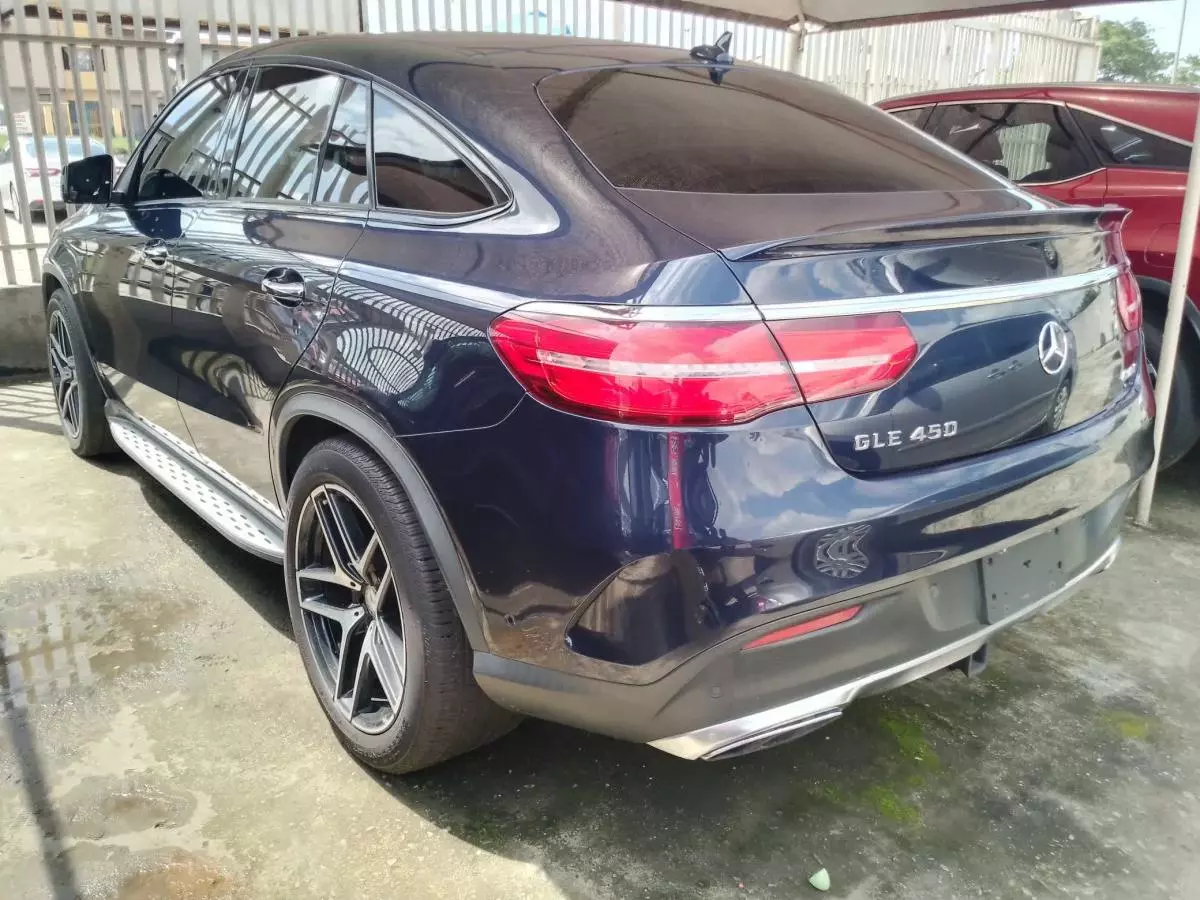 Mercedes-Benz GLE 450   - 2016