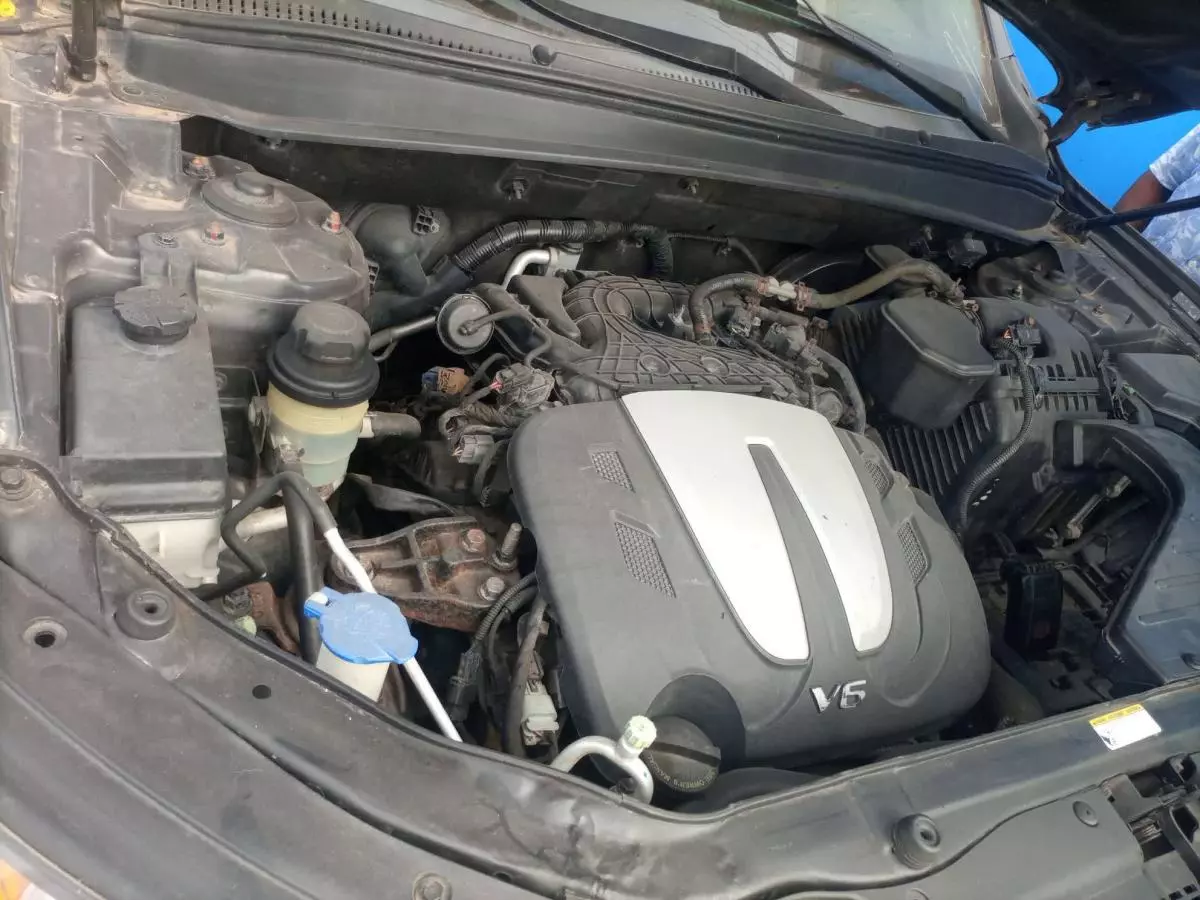 Hyundai Santa Fe - 2012